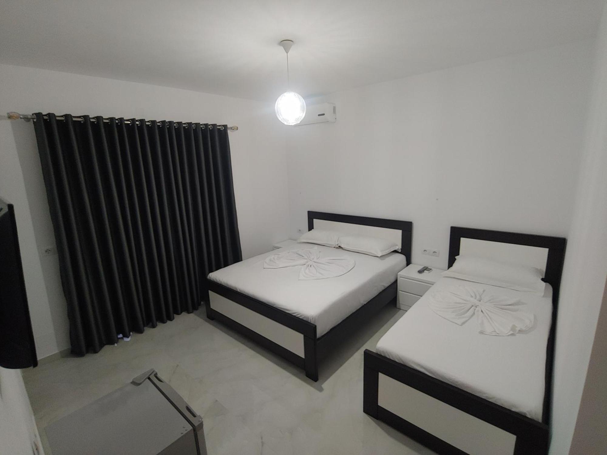 Villa Leonel Zeka 사밀 외부 사진